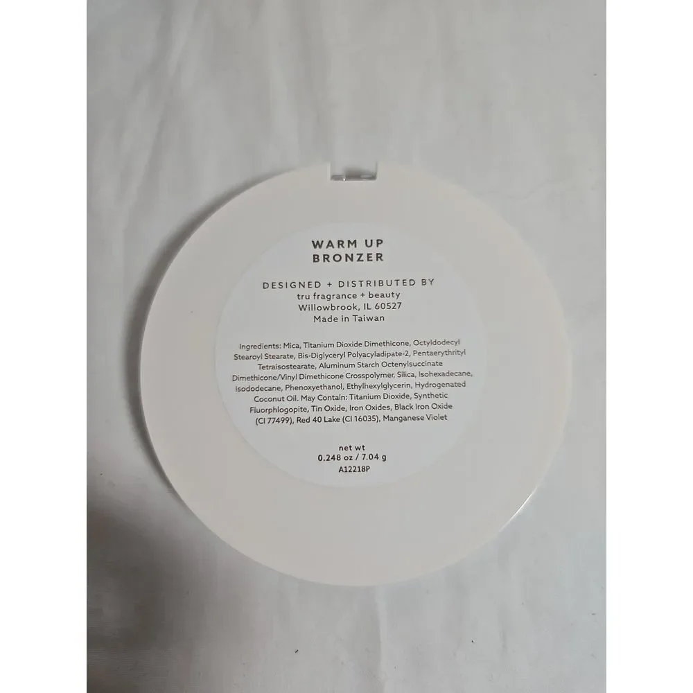 NEW Undone Beauty Warm Up Bronzer‎